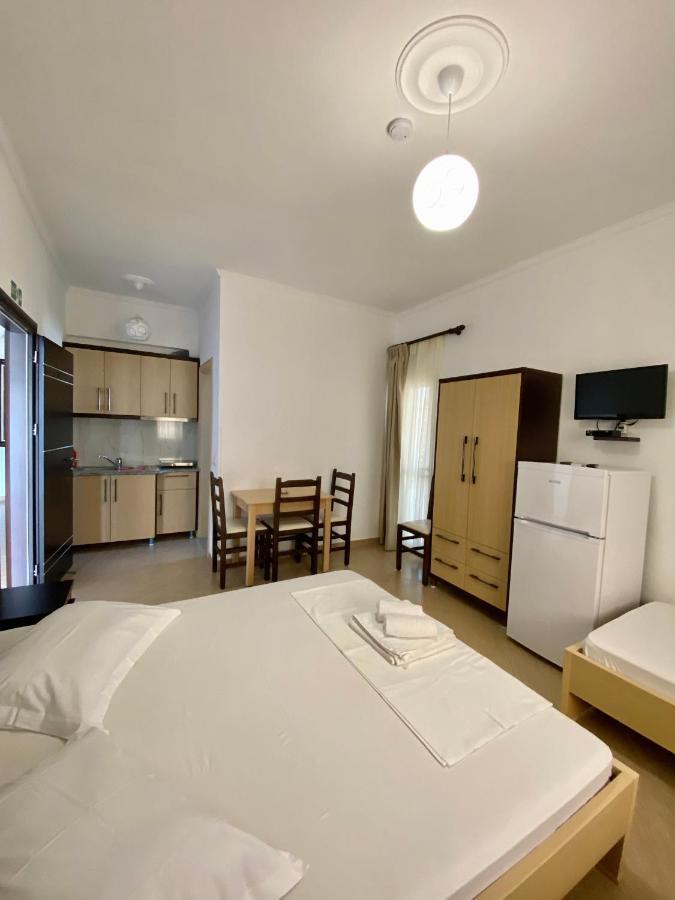 Visi Apartments Ksamil Exterior photo